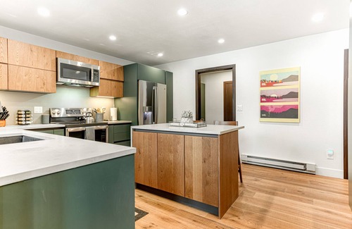 Eagle-Vail House | Modern 4BR Duplex | Minutes to Beaver Creek + Vail