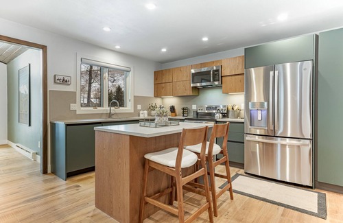 Eagle-Vail House | Modern 4BR Duplex | Minutes to Beaver Creek + Vail