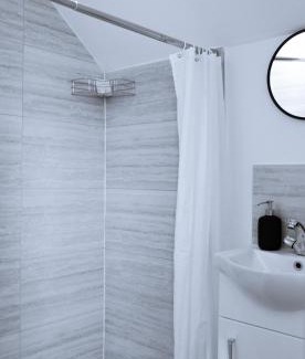 Selhurst House | Modern 5 bedroom all ensuite in South London