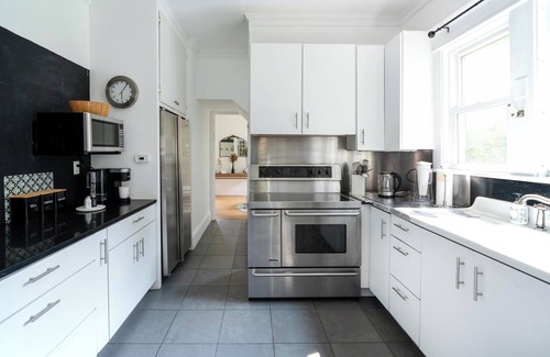Fleischmanns House | Modern 5-Bedroom Mountain Home W/Stunning VIEWS! 5 Minutes to nBelleayre