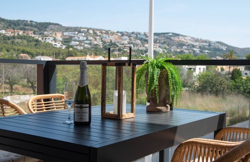Javea Apartment | Modern and comfortable apartment in Javea, Costa Blanca, Spain with communal pool for 6 persons