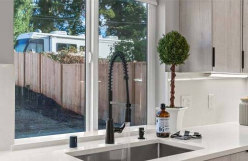 South End House | Modern and Comfortable Living