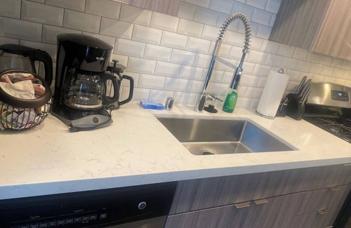 Glendale Apartment | Modern and Lavish unit
