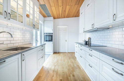 Haaleiti House | Modern and Spacious house in Langagerði - Birta Rentals
