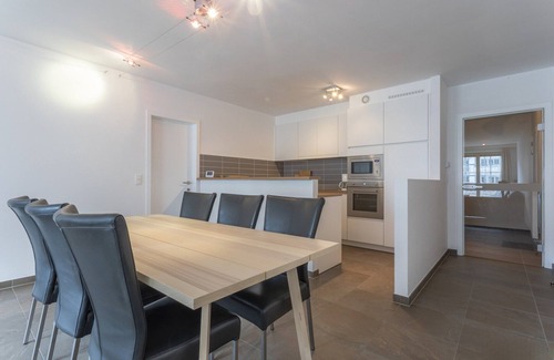 Koksijde-Bad Apartment | Modern apartment in heart of Sint Idesbald