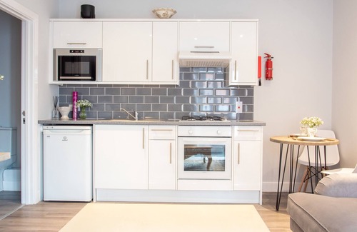 City Centre Apartment | Modern Apartment in Stratford upon Avon
