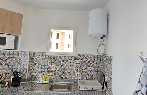 Anza Apartment | Modern apartment 15 minutes walk from the ocean