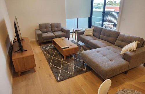 Airport West Apartment | Modern Apartment Airport Area