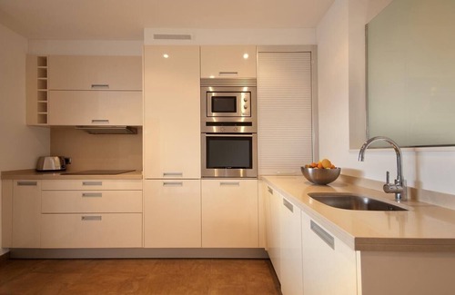Puerto de Pollensa Apartment | Modern Apartment “Boquer” close to the Beach with Shared Pool