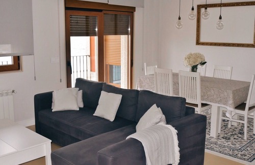 O Pindo Apartment | Modern apartment by the beach with incredible views