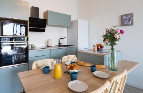 Porspoder Apartment | Modern Apartment by the Sea