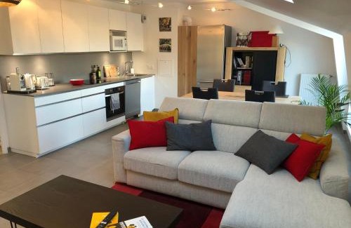 Chatillon Apartment | Modern apartment close to Paris