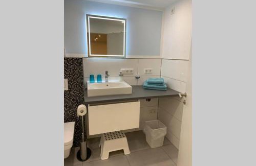 Putzchen/Bechlinghoven Apartment | Modern apartment especially suited for business consultants I close to DT, DHL & UN Campus I reserved parking & personal shuttle to UN campus on demand