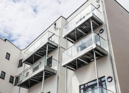 Weston-super-Mare Apartment | Modern Apartment with Stunning Sea View