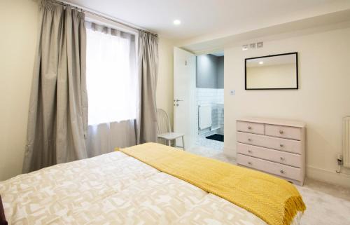 Leamington Spa Apartment | Modern apartment in Leamington Spa City Centre