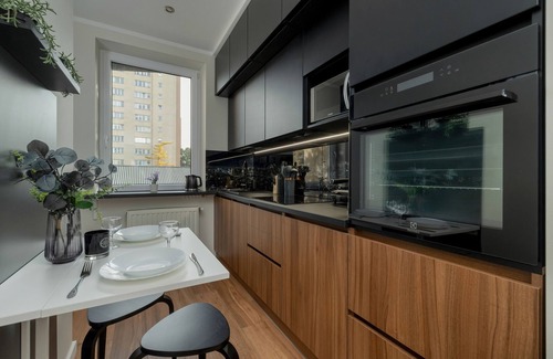 Bronowice Apartment | Modern Apartment in Krakow by Renters