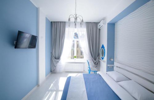 Halyts'kyi district Apartment | Modern Apartment in Old City Center