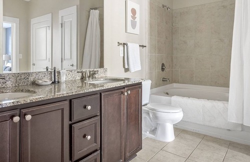North Raleigh Apartment | Modern Apartment in Prime Location (ID7828)