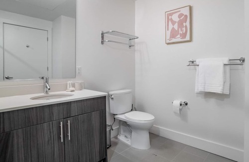 Ampere Apartment | Modern Apartment in Prime Location (ID9610X26)