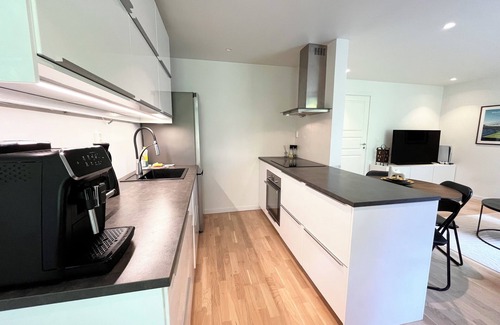Arstad Apartment | Modern apartment in traditional wooden house in Bergen