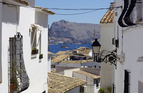 Altea Apartment | Modern Apartment In The Heart Of The Old Town