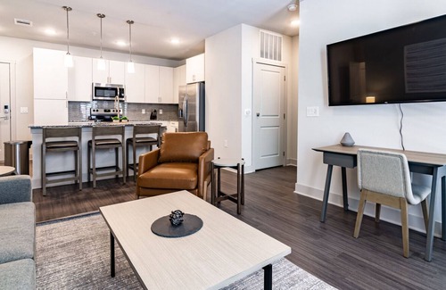 Greenwood Village Apartment | Modern Apartment in Prime Location (ID5438X58)