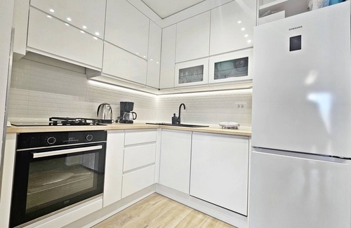 Solin Apartment | Modern Apartment near River