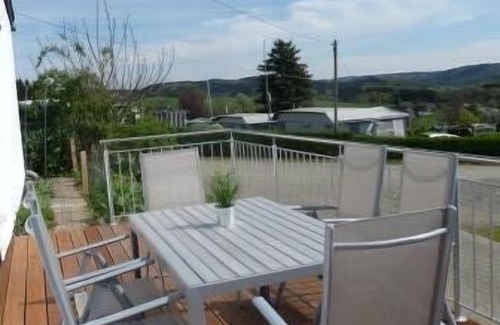 Lindlar Apartment | Modern apartment, suitable for hikers and families, near Cologne