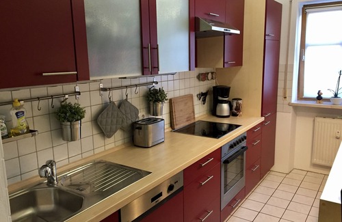 Rosenheim Apartment | * Modern apartment with terrace and garden in the heart of Rosenheim *