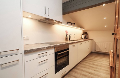 Hopfgarten Markt Apartment | Modern apartment, 500m to the ski lift