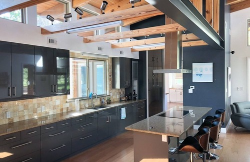 Brushy Creek House | Modern Austin Retreat Getaway - exquisite home!