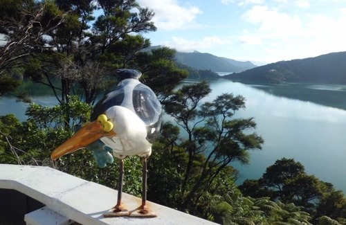 Saint Omer House | Modern bach in Kenepuru Sound