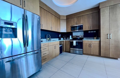 Rosarito Condo | Modern-Beach Access-MarYSolCondo-18thFLR-Rosarito