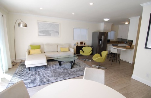 Playa Del Rey Apartment | Modern Beach Life, Upper Unit