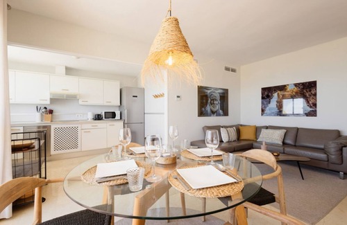 Urbanizacion Costabella Apartment | Modern beachside Penthouse with amazing sea views in Costabella, Marbella