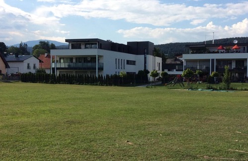 Velden am Worther See Apartment | Modern, brand-new apartment with private garden close to the lake
