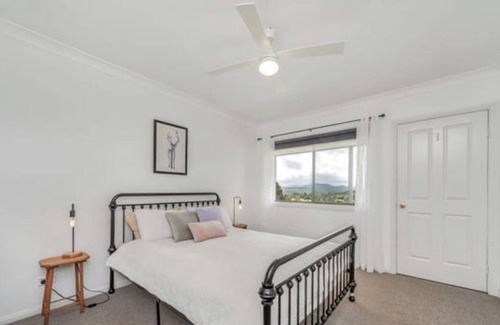 Oallen Other | Modern Bush Retreat for the cooking and outdoor enthusiasts