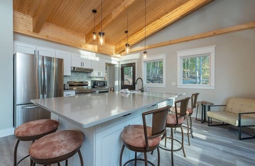 Lake Lure House | Modern Butterfly at Rumbling Bald