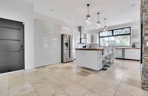 Stoneham-et-Tewkesbury Ski Chalet | ~ Modern waterfront home #301615 ~