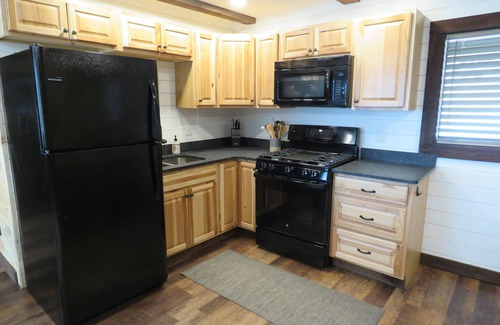 Broadway Cabin | Modern Cabin at the End of the Road, SLIDE, SHUFFLEBOARD!