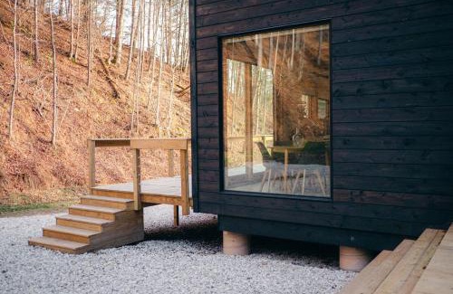 Frenchburg House | Modern Cabin Nestled on 40 Acres with Hot Tub