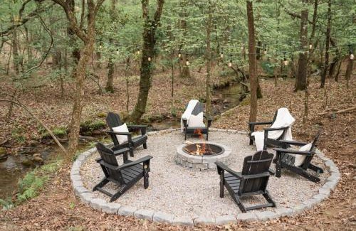 Dial House | Modern Cabin with Luxury Gym, Firepit + Game Room!