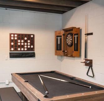 Dial House | Modern Cabin with Luxury Gym, Firepit + Game Room!