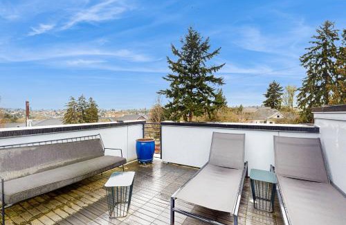 Judkins Park House | Modern Central District Townhome