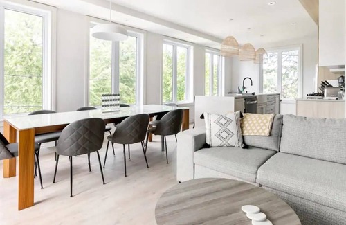 North Hatley Ski Chalet | Modern chalet with spa, fireplaces, beach and dock