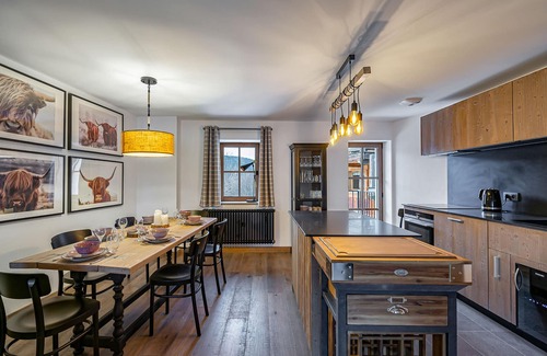 Meribel Village Ski Chalet | Modern chalet with parking and wifi, close to slopes and shops