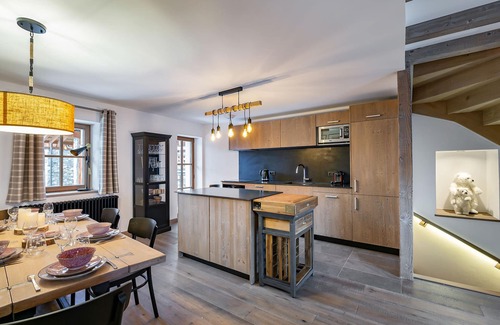 Meribel Village Ski Chalet | Modern chalet with parking and wifi, close to slopes and shops