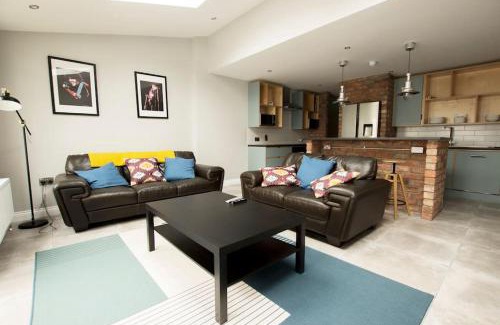 North Wall Bed & Breakfast | Modern City Centre Rooms