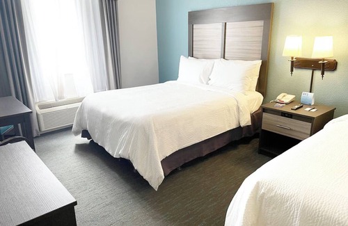 West Kissimmee House | Modern Comfort Near Disney with Free Parking, Gym, and Daily Breakfast