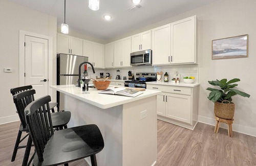 Mooresville Apartment | Modern Comfort Near Mooresville's Attractions